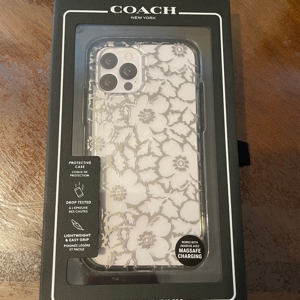 Coach Phone 📱 Case iPhone 12 Pro.